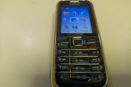 Nokia 6233, KALBOS