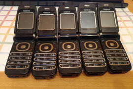 NOKIA 6060, KALBOS, GERI