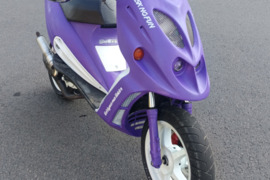 Malaguti F12, Motoroleris - Mopedas