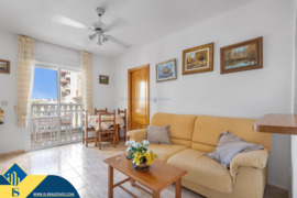 Apartamentas su terasa, Alicante provincijoje, Torrevieja mieste, Playa de los Locos rajone. 3 kamba