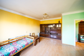 1 kamb. butas Radviliškio r. sav., Radviliškis, Naujoji g.