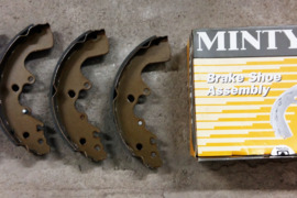 Suzuki Grand Vitara 2005 -  galinių ratų stabdžių kaladėlės