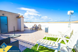 Penthouse apartamentas su bendru baseinu, Alicante provincijoje, Orihuela Costa mieste. 3 kambariai 