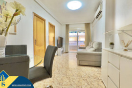 Apartamentas su terasa, Alicante provincijoje, Torrevieja mieste. 3 kambariai | 59 m² | 800 metrų ik