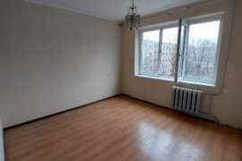 PARD.  KAUNE, 2-KAMB. BUTĄ SU BALDAIS.