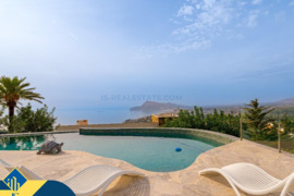 Renovuota vila su privačiu baseinu, Alicante provincijoje, Altea mieste. 5 kambariai | 337 m² | 2 ki