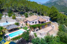 Vila su privačiu baseinu, Alicante provincijoje, Altea mieste. 4 kambariai | 370 m² | 10 kilometrų i