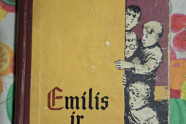 Parduodama knyga Emilis ir sekliai