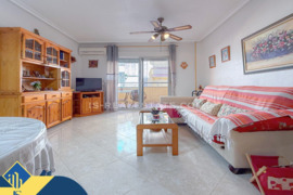Apartamentas su terasa, Alicante provincijoje, Torrevieja mieste, Playa del Cura rajone. 2 kambariai
