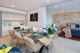 Statomi apartamentai su bendru baseinu, Balearų salos, Ibiza. 2 kambariai | 81 m² | 200 metrų iki jū