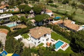 Vila su privačiu baseinu, Malaga provincijoje, Marbella mieste, Puerto Banús rajone. 5 kambariai | 2