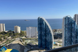 Apartamentas su bendru baseinu, Alicante provincijoje, Benidorm mieste. 3 kambariai | 82 m² | 700 me