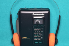 Panasonic rq-p165  Ausinukai