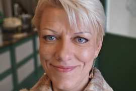 Ieškau darbo iš namų,vakarais,po pietų tinka. Esu slaugytoja į namus. Sertifikatas. Vaikų,senelių pr