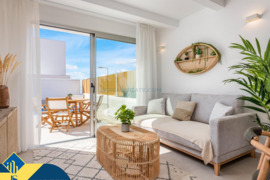 Statomi apartamentai su bendru baseinu, Alicante provincijoje, Dolores mieste. 4 kambariai | 85 m² |