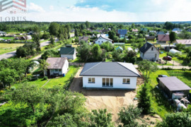 Gražioje ir jaukioje gyvenvietėje parduodamas 80kv.m. namas. 