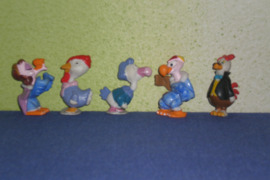 20. Kinder siurprizo kolekcines figureles kalakutai 2 e uz vnt.