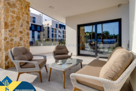Apartamentas su bendru baseinu, Alicante provincijoje, Guardamar del Segura mieste. 3 kambariai | 80