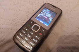 Geras Nokia c1-01 be defektu, kalbos sim,