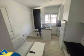 Renovuotas namas netoli jūros, Malaga provincijoje, Marbella mieste. 4 kambariai | 104 m² | 550 metr