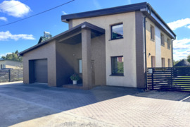 Puikus, pilnai įrengtas, ekonomiškas namas Rasos 5-ojoje g., Mažeikiuose.