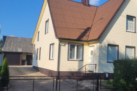 Namas Plungės r. sav., Plungė, Šlaito g.