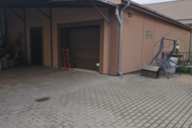 Automobilio,motociklo saugojimas kieme arba garaže