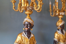 Nuostabi pora Venecijos vintažinių statulų