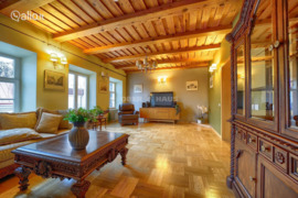 4 kamb. butas Vilnius, Senamiestis, Aušros Vartų g.