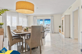 Apartamentas su bendru baseinu, Malaga provincijoje, Marbella mieste, Puerto Banús rajone. 3 kambari