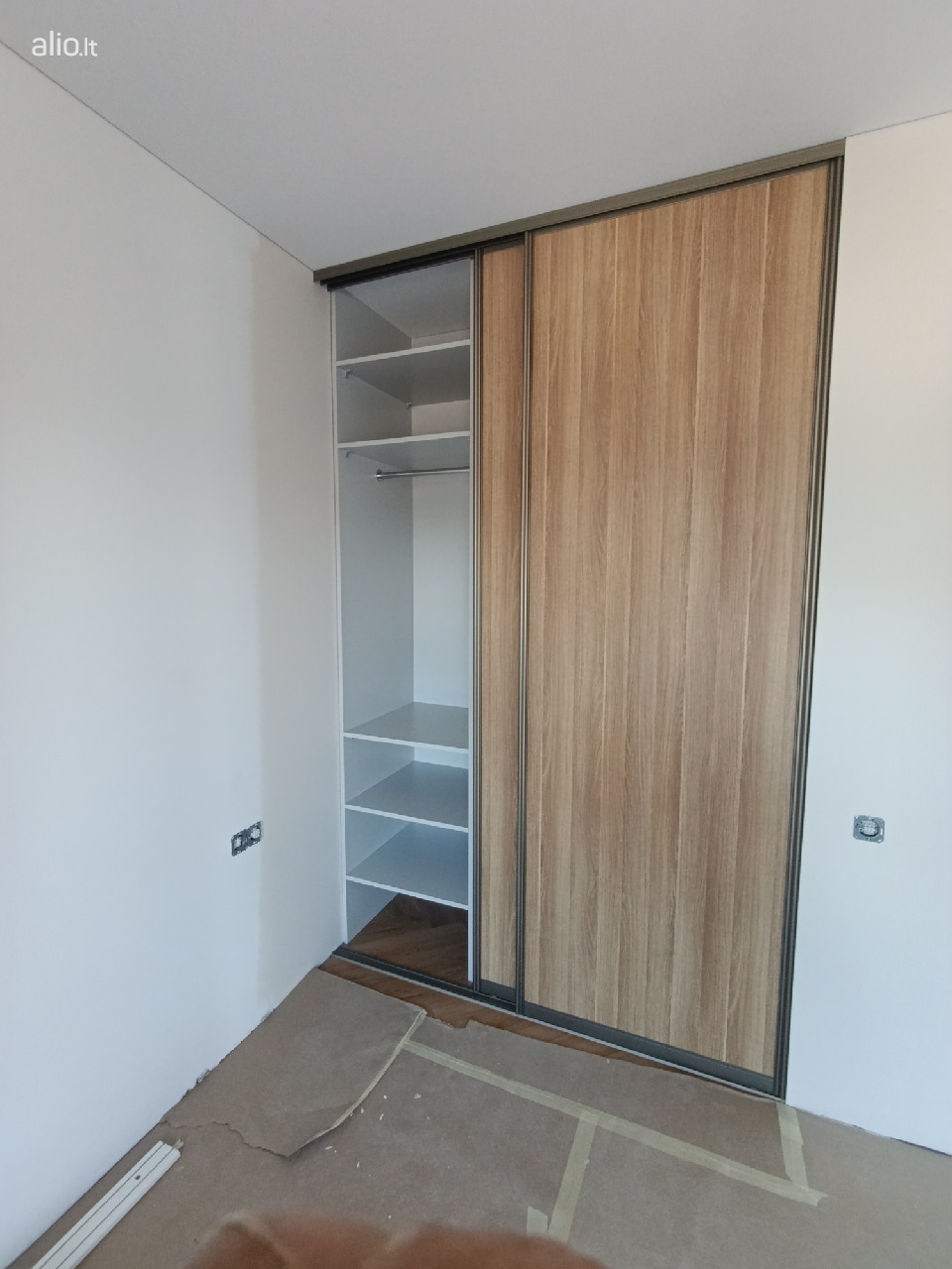 Stumdomos durys, Slenkančios sistemos, Kaina, spintos gamyba, pertvaros, kambario