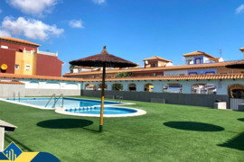 Namas su bendru baseinu, Alicante provincijoje, Torrevieja mieste, Torreta rajone. 3 kambariai | 73 