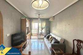 Apartamentas su bendru baseinu, Alicante provincijoje, Torrevieja mieste. 3 kambariai | 56 m² | 800 
