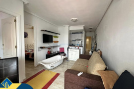 Apartamentas skirtas renovacijai, Alicante provincijoje, Torrevieja mieste. 3 kambariai | 56 m² | 90