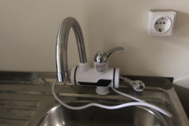 Momentinis vandens šildytuvas