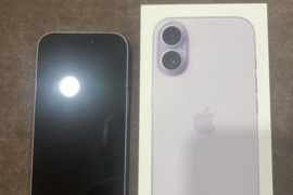 Apple iphone  17.   256 GB