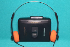 Panasonic rq-p40  Ausinukai