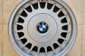 BMW , Lieti ratlankiai, R-15