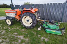 Kubota L2402 traktoriukas 24AG   zoliapjove 150cm 