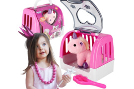 Pliušinis Vienaragis su nameliu