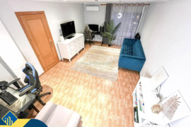 Renovuotas apartamentas su terasa, Alicante provincijoje, Torrevieja mieste. 5 kambariai | 135 m² | 
