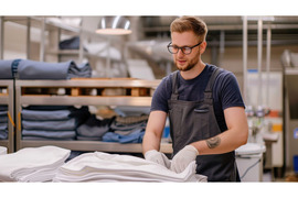 Pagalbinis(-ė) darbuotojas(-a) (pagalvėlių gamyba)