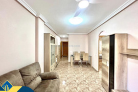Apartamentas su terasa, Alicante provincijoje, Torrevieja mieste. 3 kambariai | 57 m² | 700 metrų ik