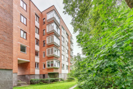 BUTAS PRIEŠAIS JOMANTO PARKĄ, BALTUPIUOSE