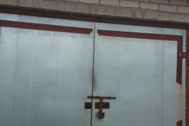 Garažas Kelmės r. sav., Kelmė, Žemaitės g.