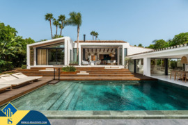 Vila su privačiu baseinu, Malaga provincijoje, Marbella mieste, Nueva Andalucia rajone. 6 kambariai 