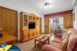 Apartamentas su terasa, Alicante provincijoje, Torrevieja mieste. 3 kambariai | 63 m² | 900 metrų ik