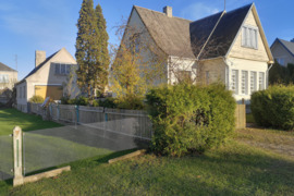 Gyvenamasis namas Dirvonų g., Ukmergės m.