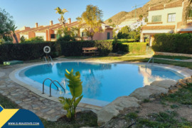 Namas su bendru baseinu, Alicante provincijoje, Finestrat mieste. 4 kambariai | 175 m² | 3 kilometra