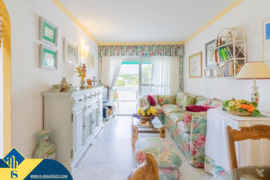 Apartamentas su bendru baseinu, Malaga provincijoje, Marbella mieste, Rytų Marbella rajone. 3 kambar